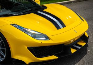 Ferrari 488 Pista 2019 года 